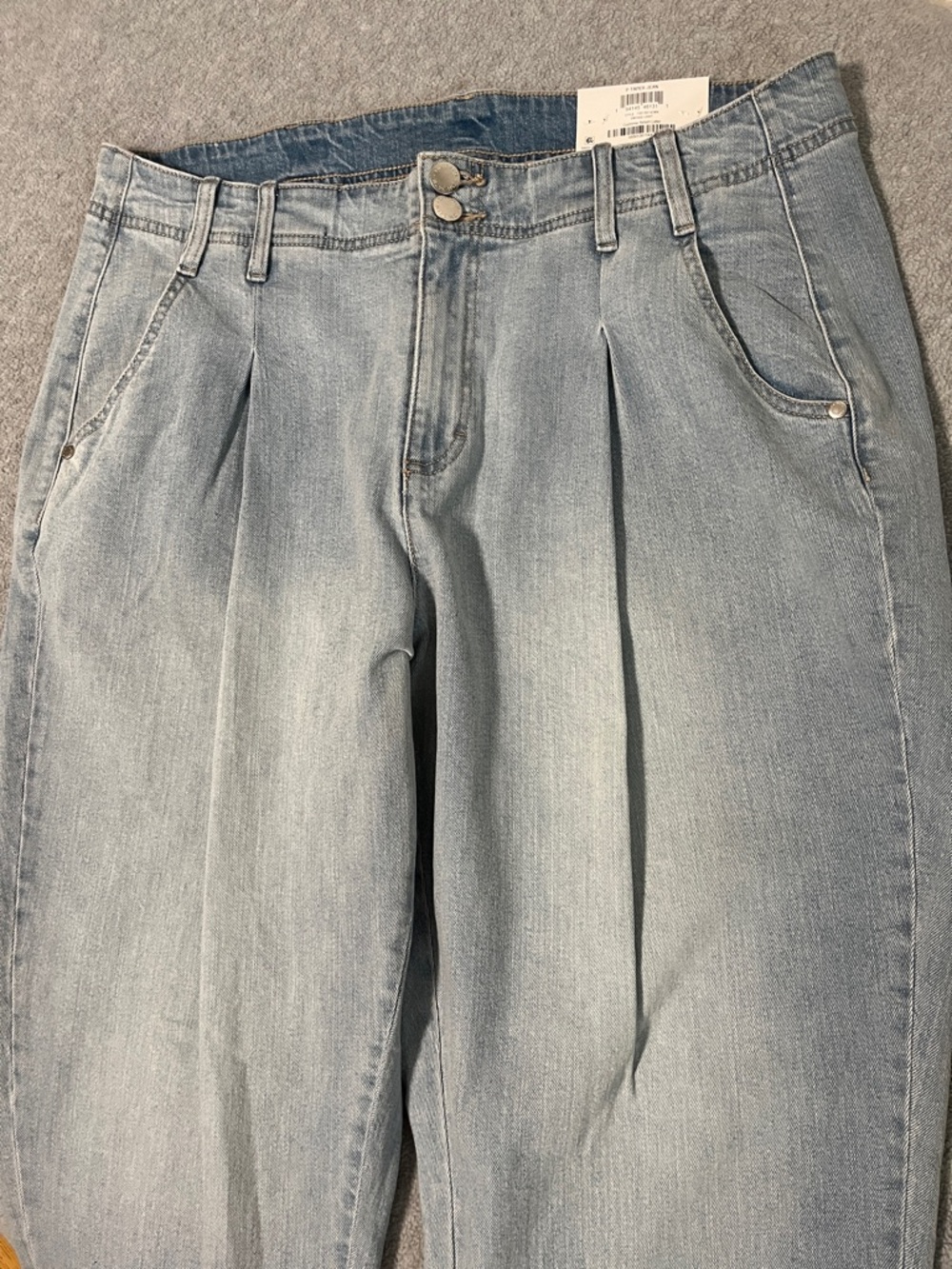 Womens On 34TH Jeans Size 14 Tapered High Rise Leg Pleated - Picture 3 of 9